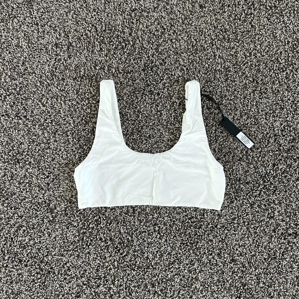 Myra Swim Diego Top in Vanilla, size medium - Picture 3 of 3